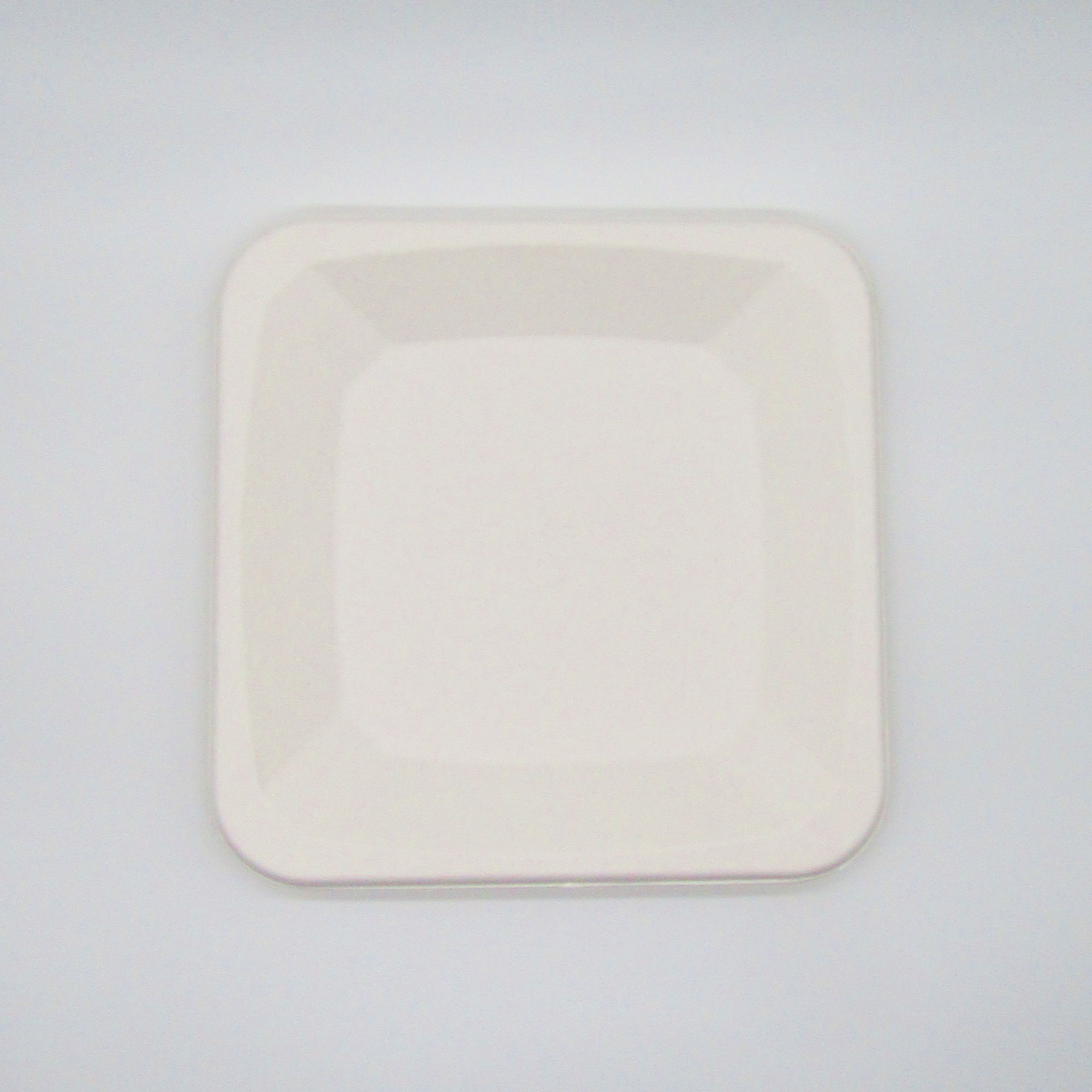 PLATOS COMPOSTABLE - Cuadrado 6.75” Profundo (cod.777807)(20 x 25) - K27